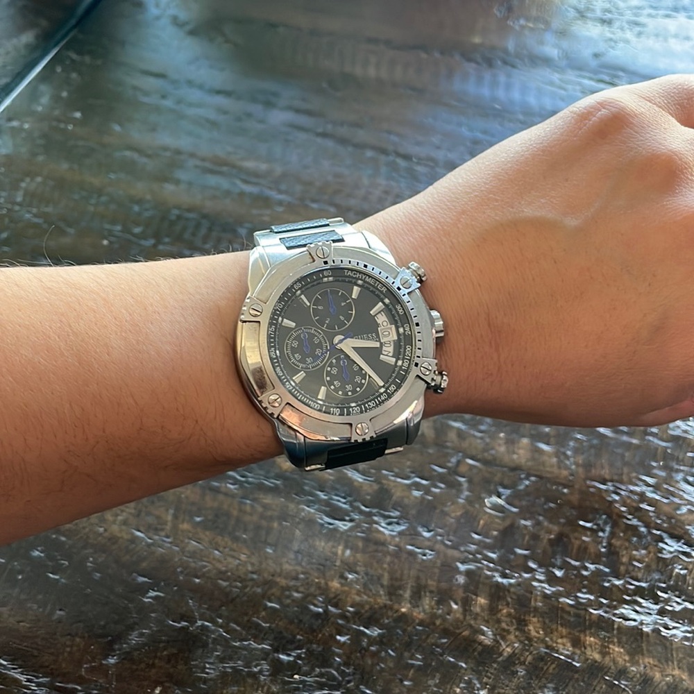 GUESS watch (men’s) model # U18507G2